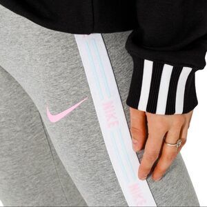 NIKE Ultra Femme Grey And Pink Swoosh Logo Striped Leggings Size S